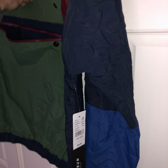 Color-Block Windbreaker ⛷ - Picture 2 of 3